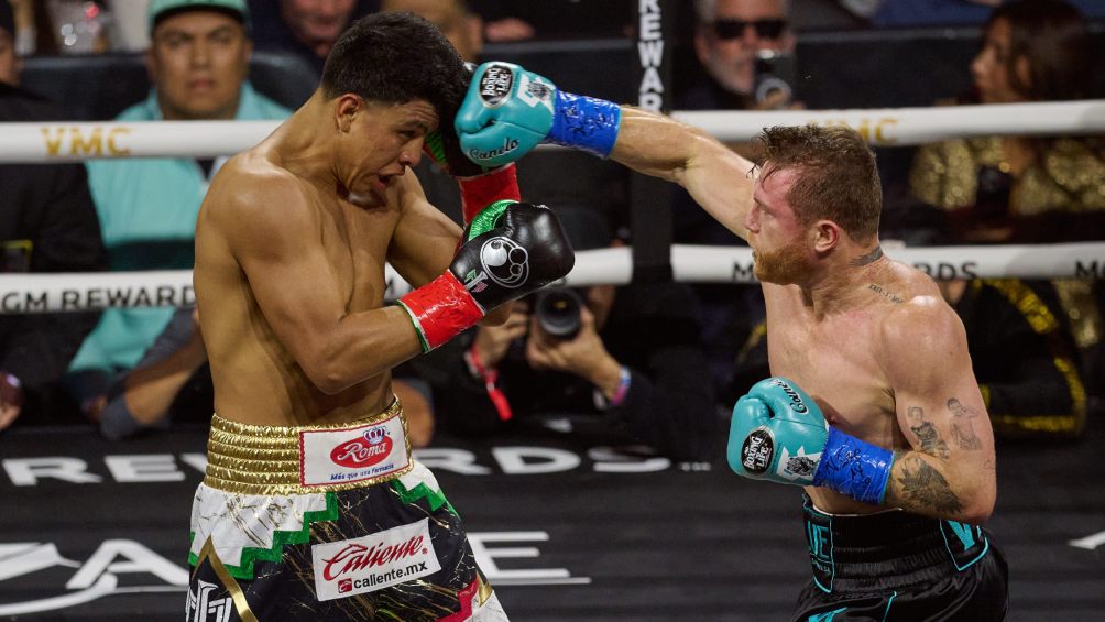 "Canelo" Álvarez en pelea con Jaime Munguía 