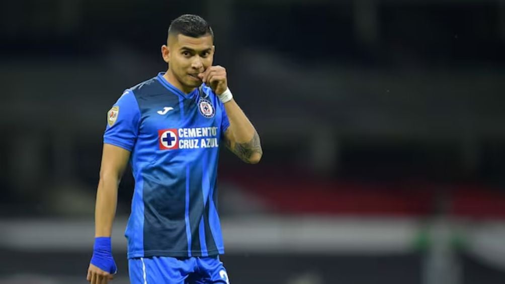 Orbelín jugó para Cruz Azul antes de irse a Europa