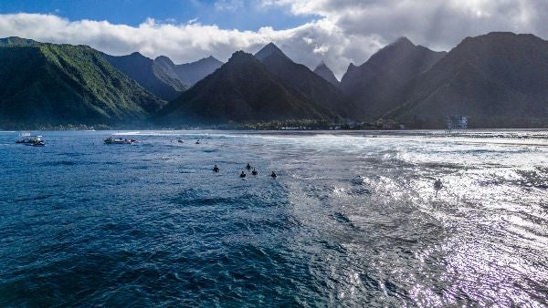 Tahití, sede del surf en París 2024