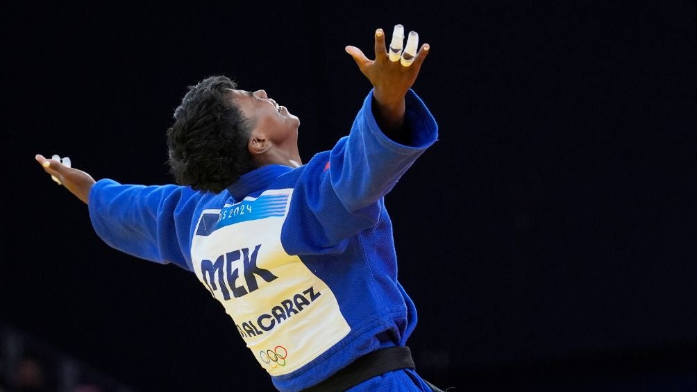 Prisca celebra una victoria en el Judo