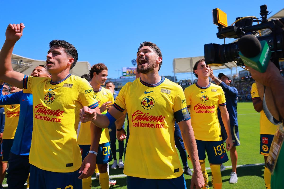 Martín en el partido vs Tigres 