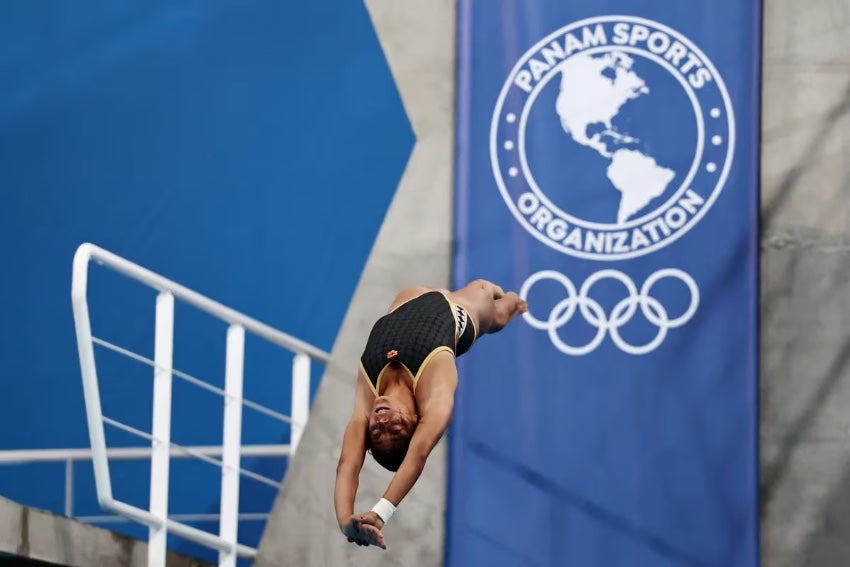 Alejandra Estudillo en competición