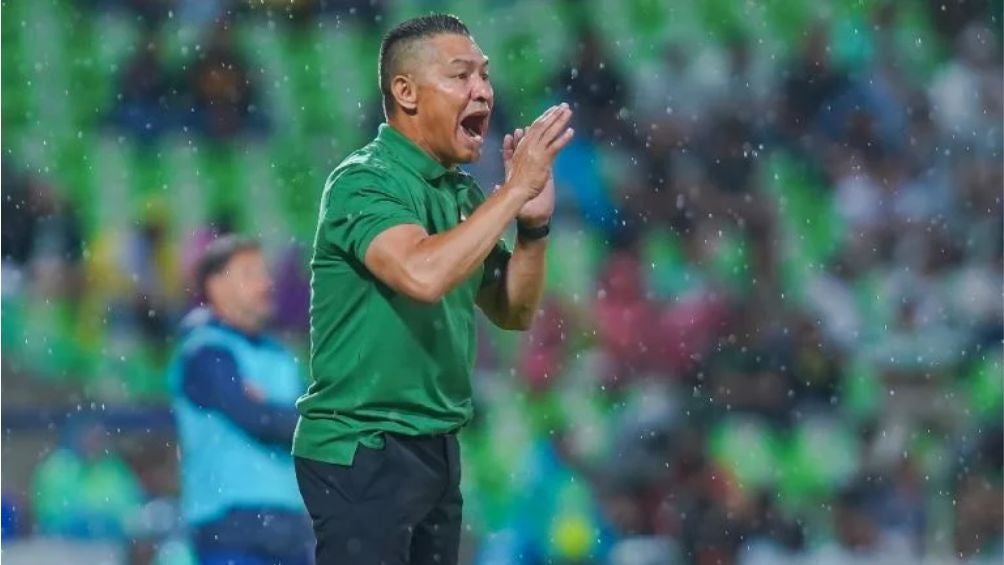 Nacho Ambriz en un partido con Santos Laguna