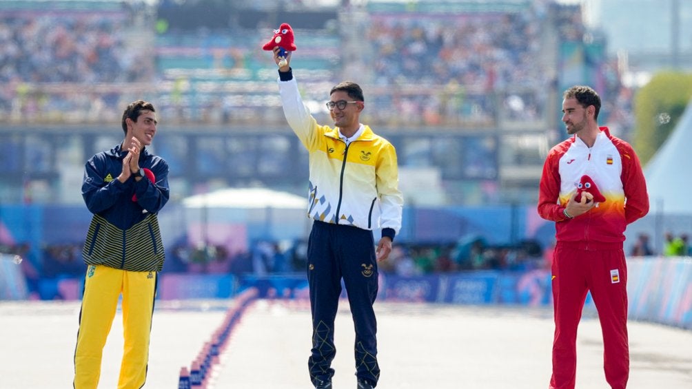 Daniel Pintado festeja el oro en París 2024