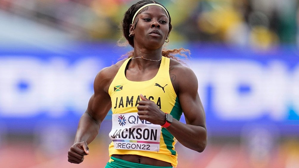 Shericka Jackson se retiró de los 200 metros femeninos