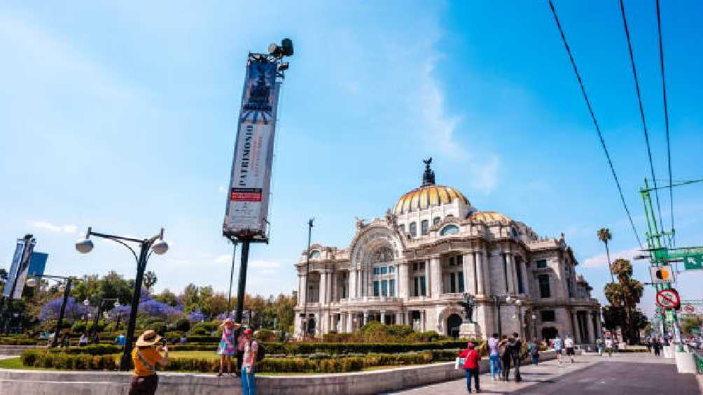 Por la tarde se espera una temperatura máxima en la CDMX de 25°C. 