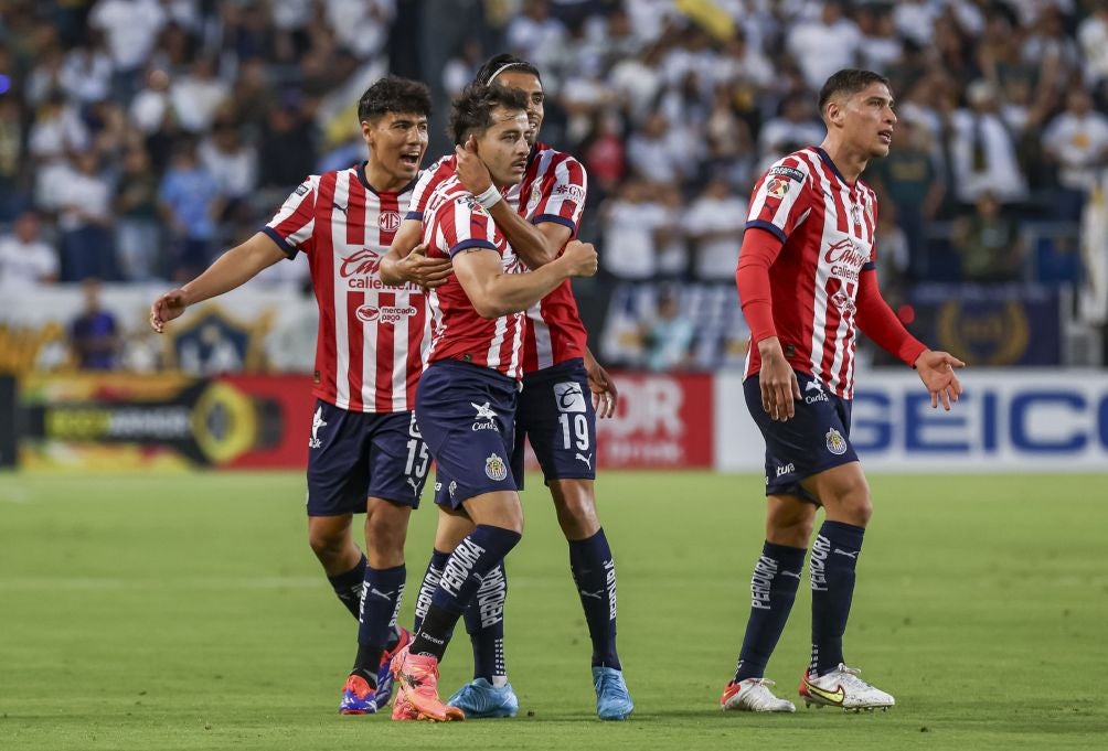 Festejo de Chivas en Leagues Cup