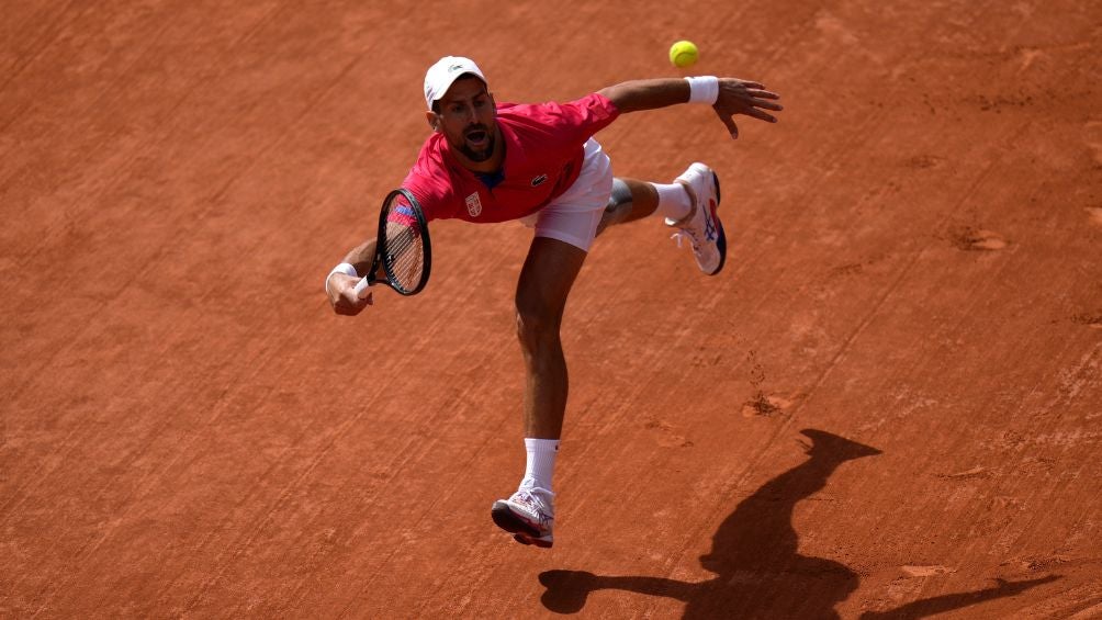 Novak durante el partido ante Alcaraz