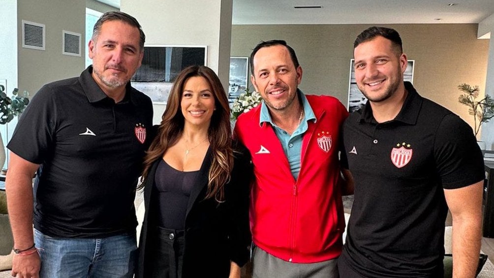 ¡Llegó La Patrona! Eva Longoria visita concentración de Necaxa en Leagues Cup