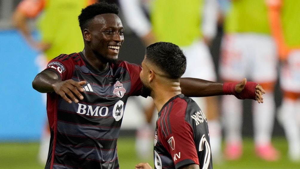 Toronto FC festeja en Leagues Cup