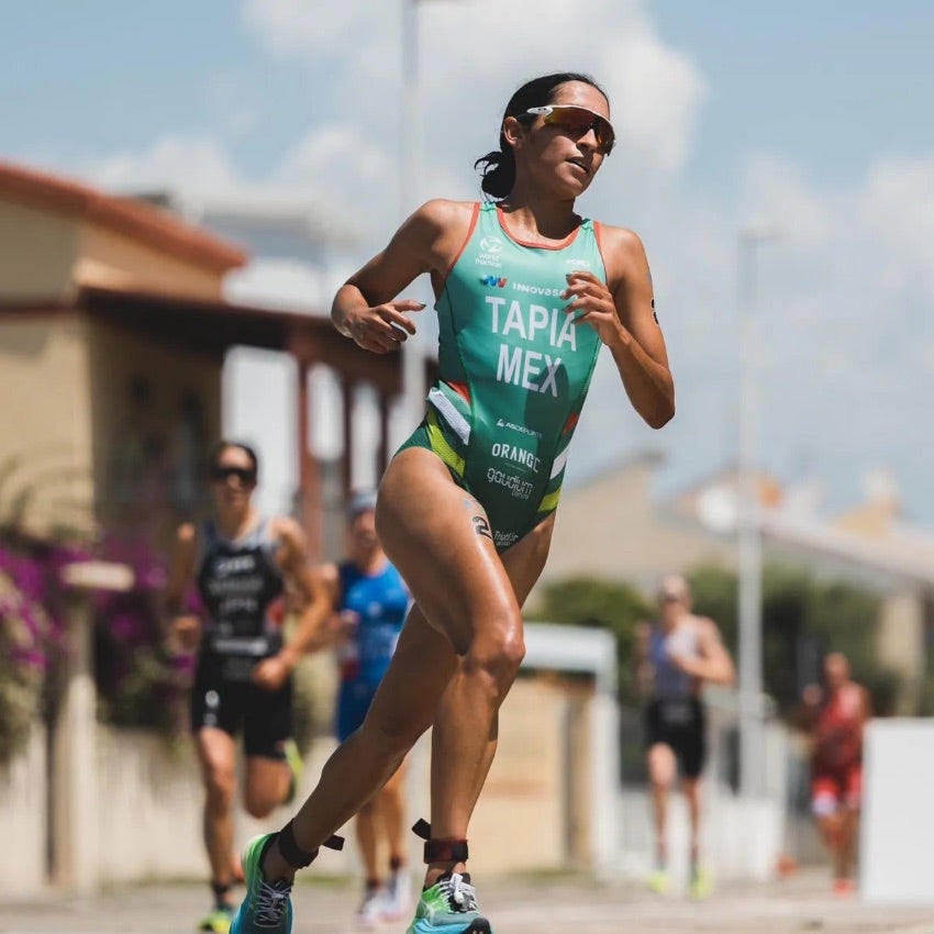 Rosa Tapia en Triatlón por Relevos Mixto