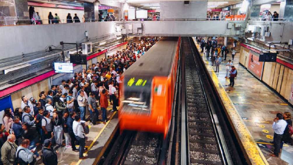 El Metro diariamente tiene más de 3 millones de pasajeros. 