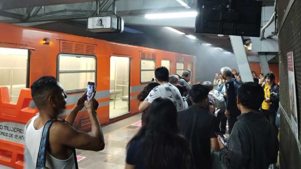 Reportan explosión en el Metro que dejó a una mujer lesionada 