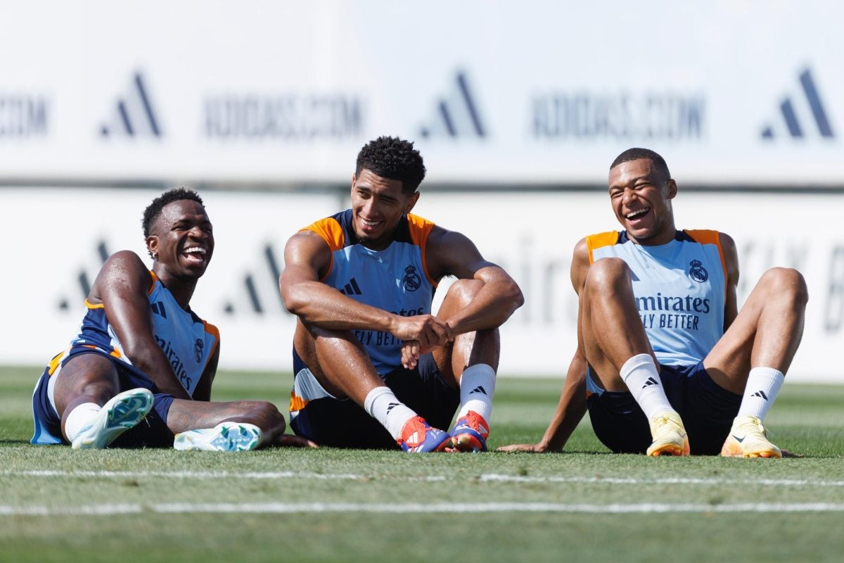 Con sus compañeros en entrenamiento 