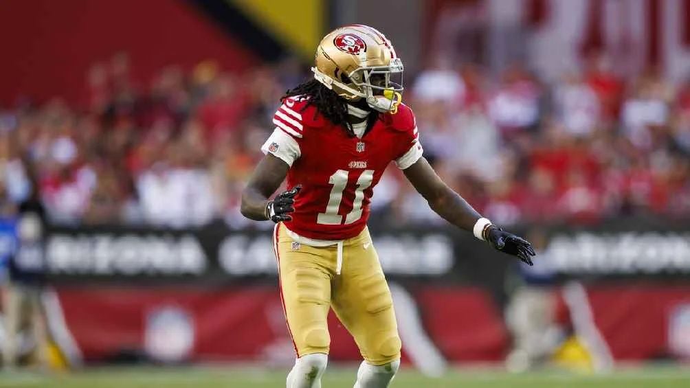 Brandon Aiyuk en un juego de los 49ers