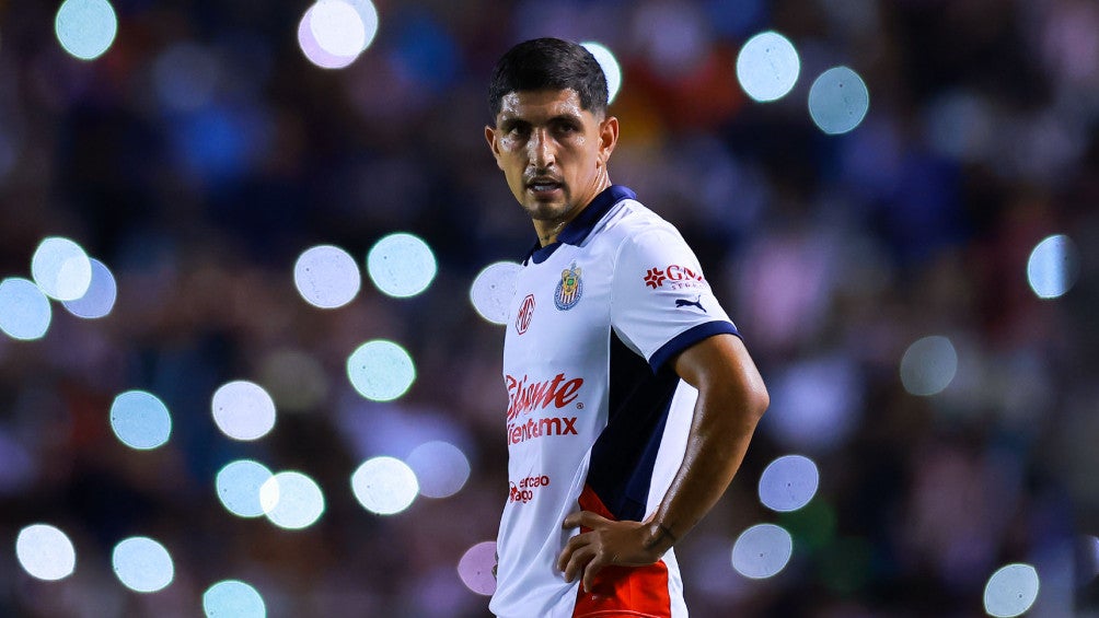 Pocho Guzmán perdió la titularidad con Chivas