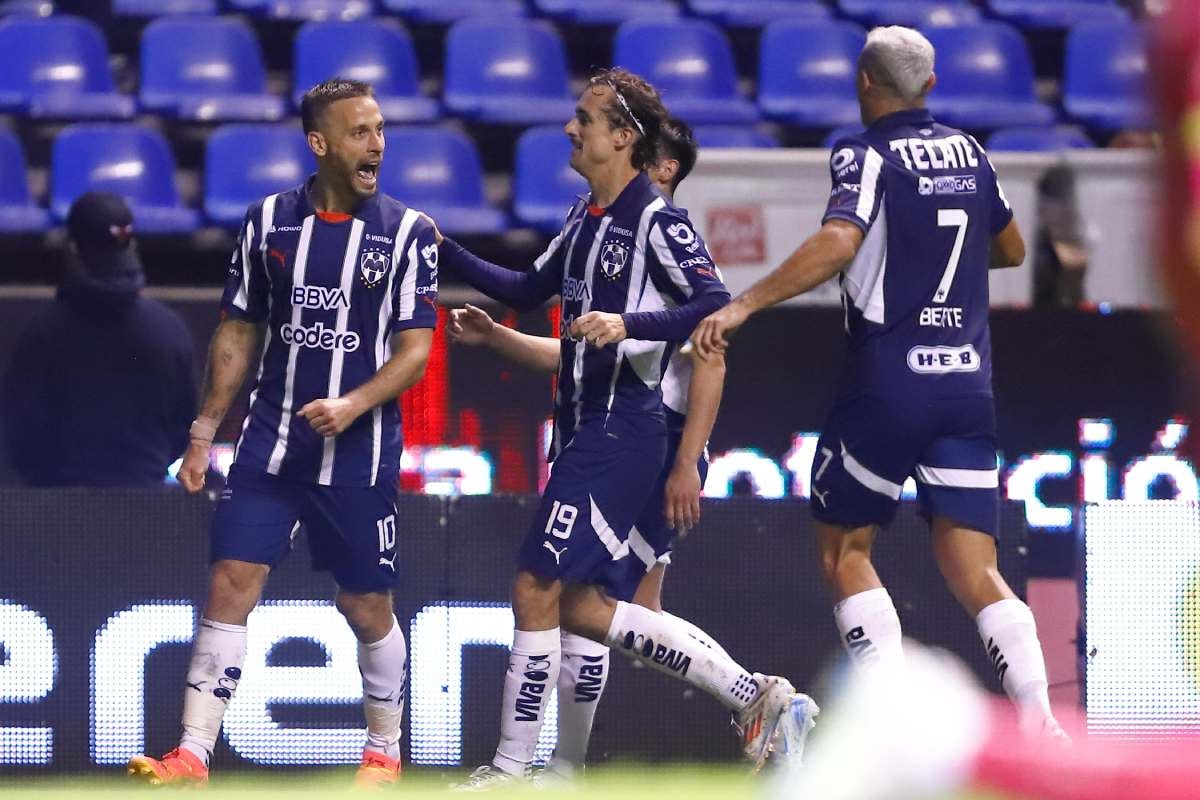 Canales marcó gol ante Puebla 