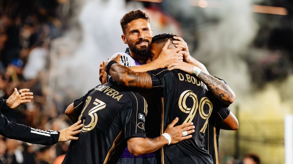 Giroud festeja con LAFC