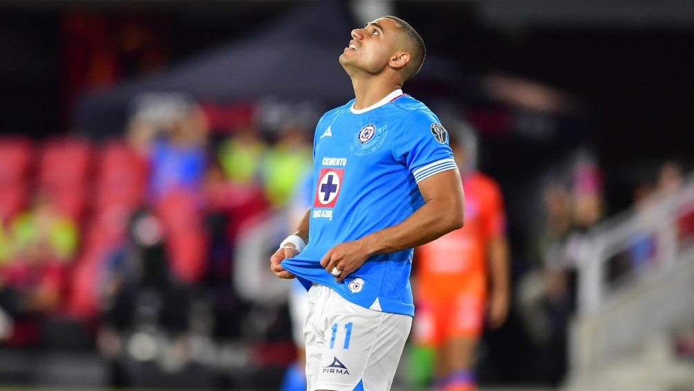 Giakoumakis pierde la oportunidad de su primer título con Cruz Azul