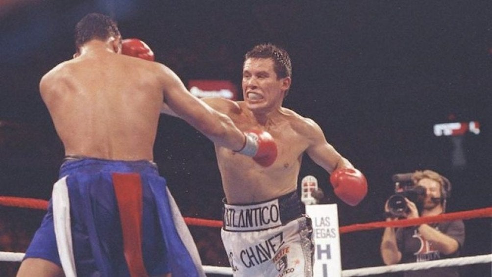 Julio César Chávez en combate