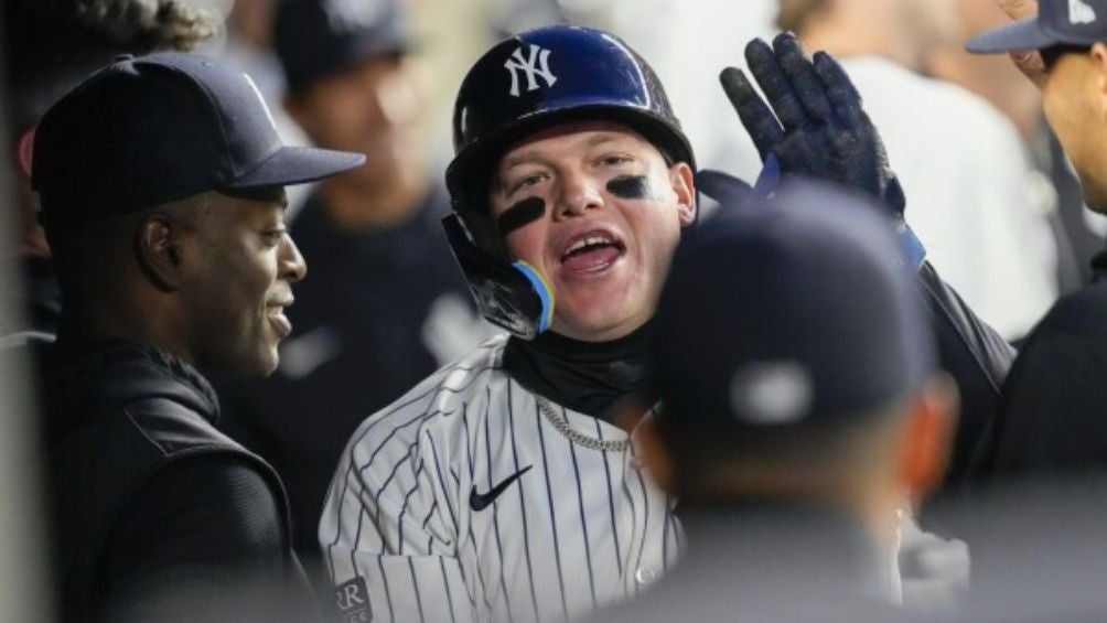 Alex Verdugo estrena bat muy mexicano con los Yankees