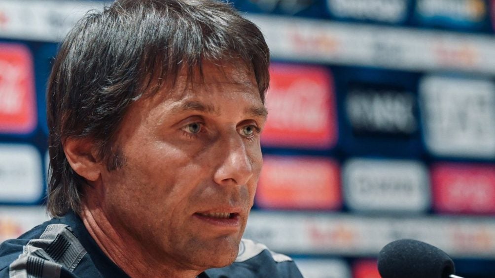 Conte en su regreso a Napoli