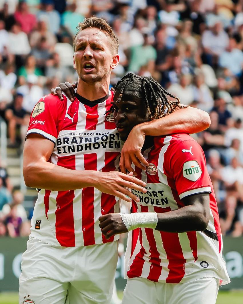 PSV en celebración de gol