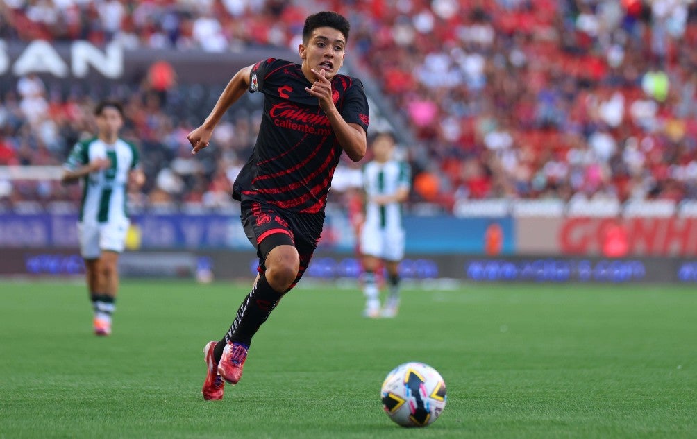 Gilberto Mora debutó con Xolos