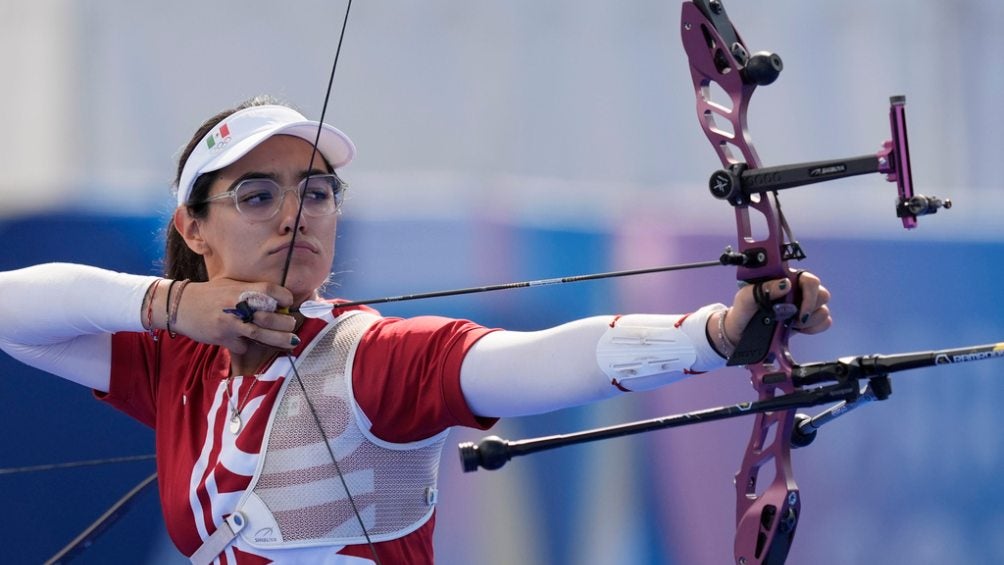 Ana Paula Vázquez, integrante del equipo de tiro con arco, en París 2024