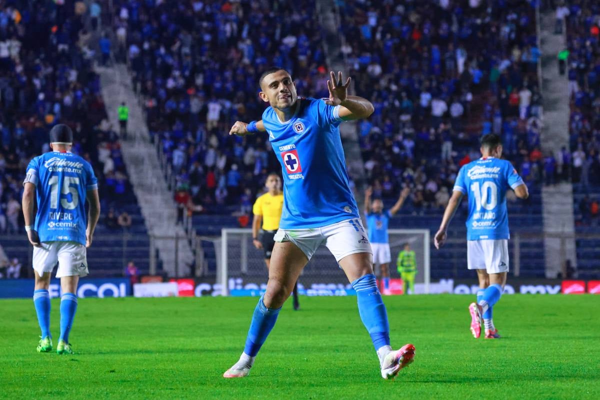 Cruz Azul es uno de los clubes que sigue poniendo trabas