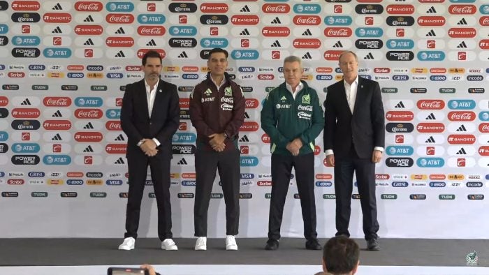 Javier Aguirre y Rafa Márquez en su presentación