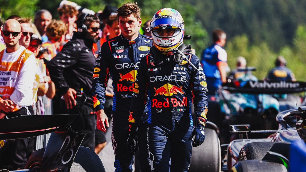 Checo junto a Max Verstappen