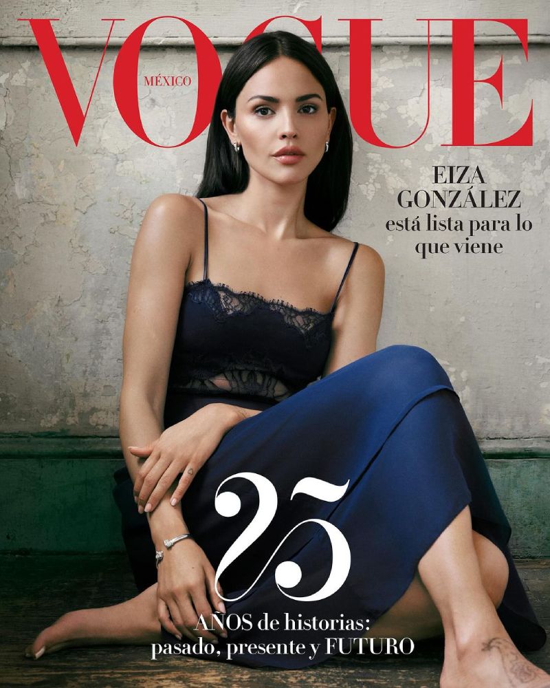 La mexicana ofreció una entrevista con Vogue sobre su relación con México.