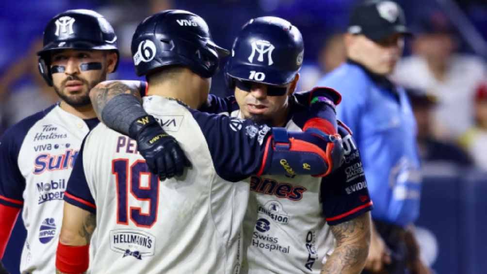 Los Sultanes pegan primero y vencen a los Tecos en el juego 1 de la Serie de Campeonato