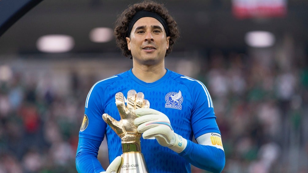 Guillermo Ochoa con la Selección Mexicana