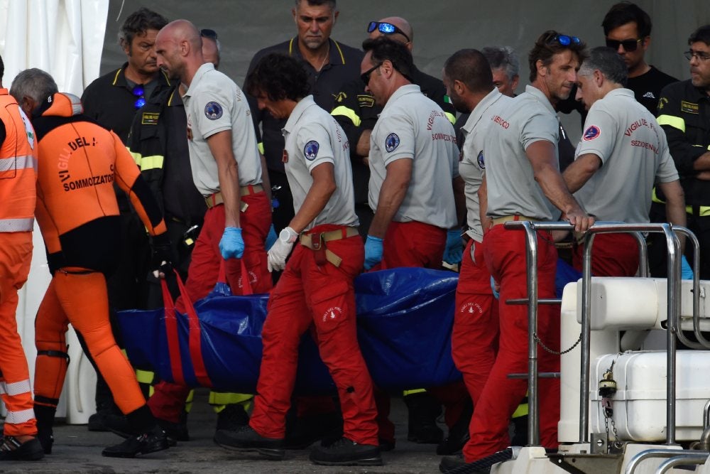 El cuerpo fue encontrado este viernes por los buzos de Sicilia.