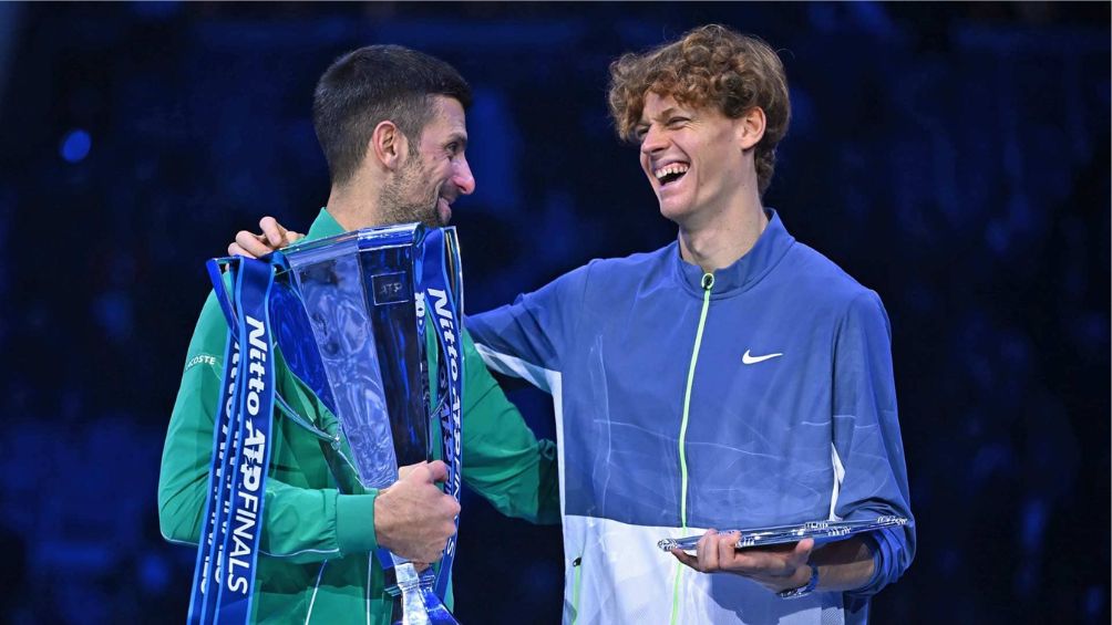 Sinner junto a Novak Djokovic