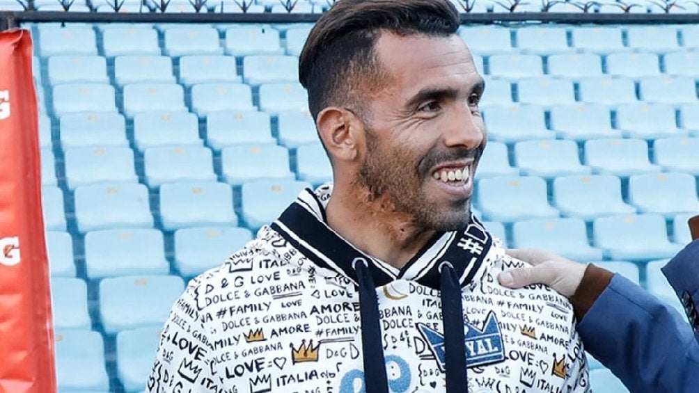 Carlos Tévez revienta las redes 