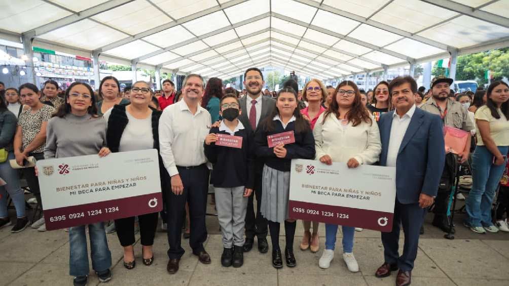 Los montos a entregar depende del grado de cada estudiante. 