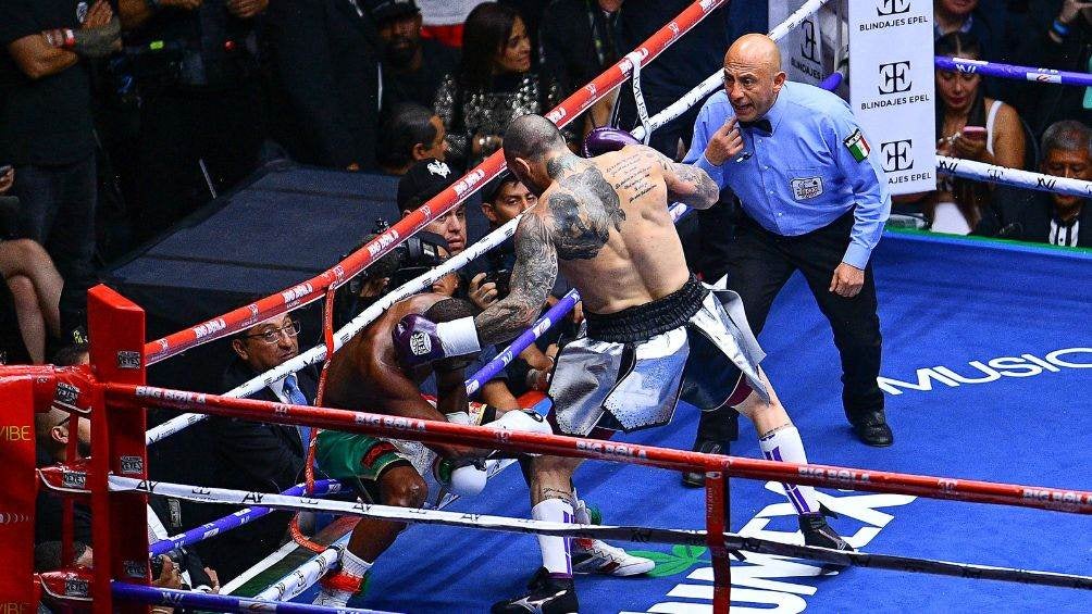 Imágenes de la pelea Mayweather vs Gotti