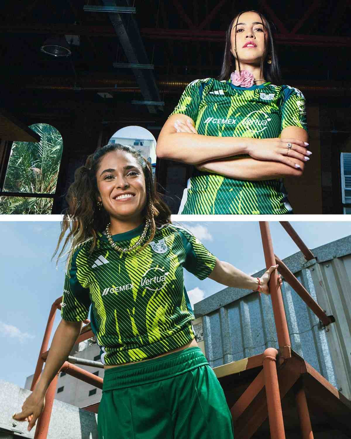 Parte de las jugadoras con el jersey 