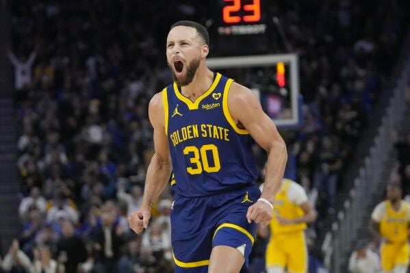 Stephen Curry en un partido de los Warriors