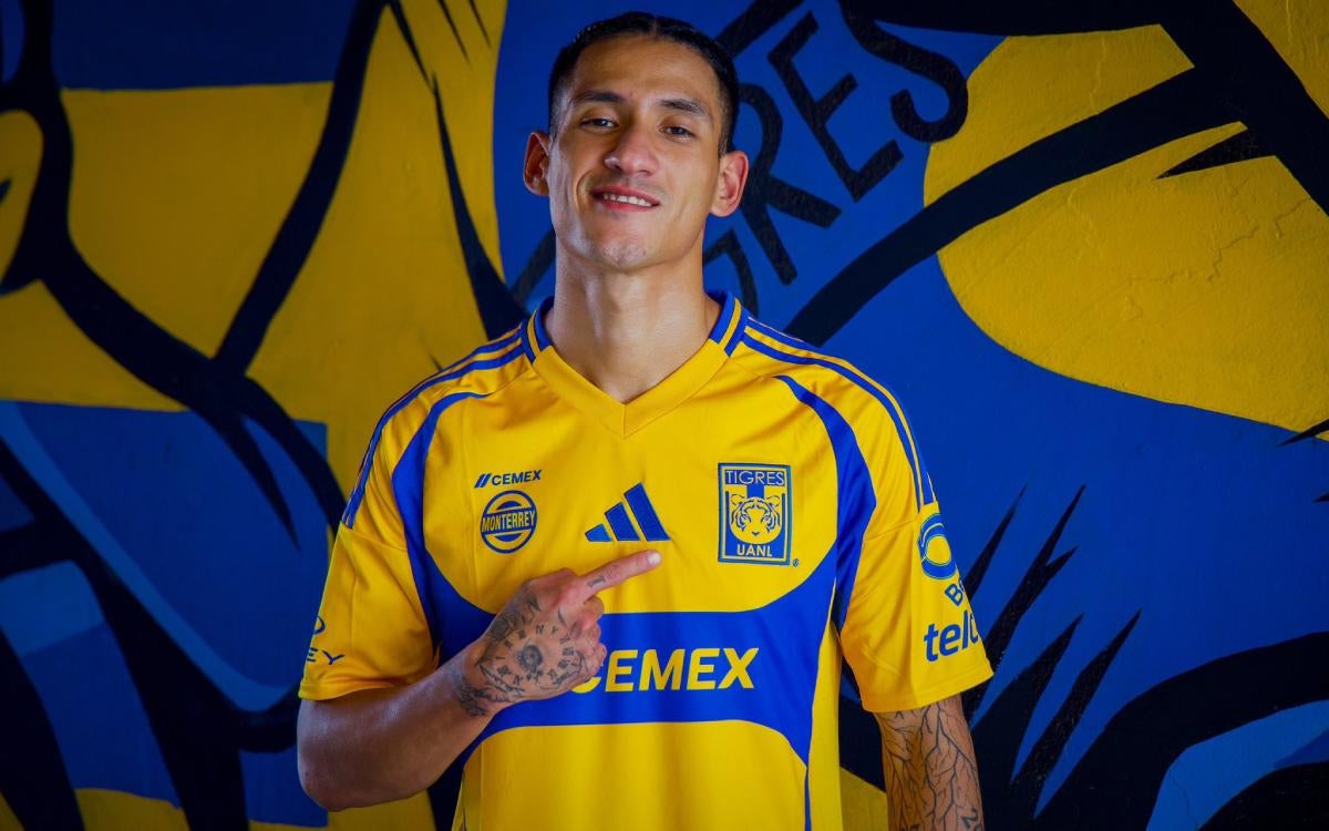 The “Brujo” was officially presented with Tigres