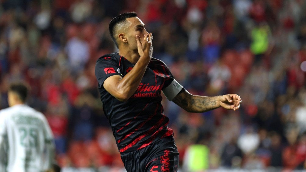 Xolos escala a la tercera posición