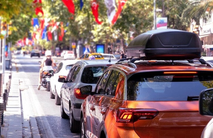 Los autos de lujo o deportivos no se puden legalizar.