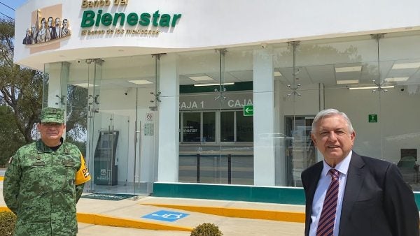 AMLO en la inauguración de un Banco del Bienestar