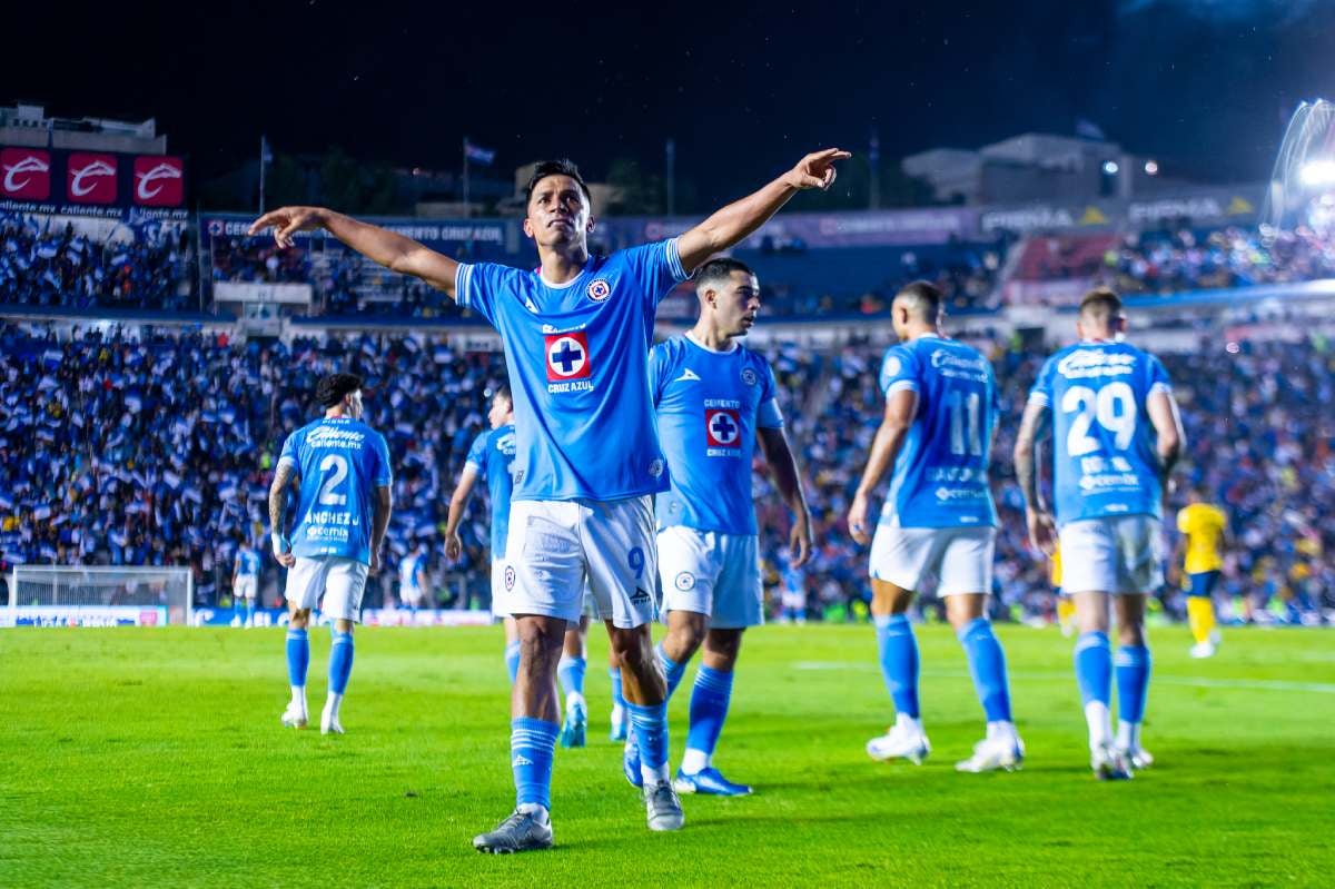 Cruz Azul goleó a América en la más reciente jornada