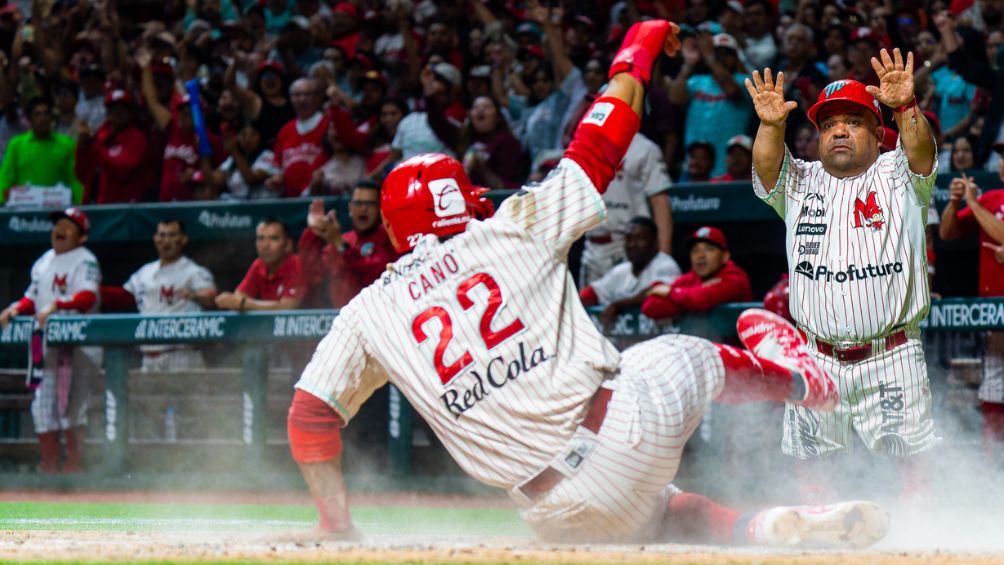 Robinson Canó en una carrera