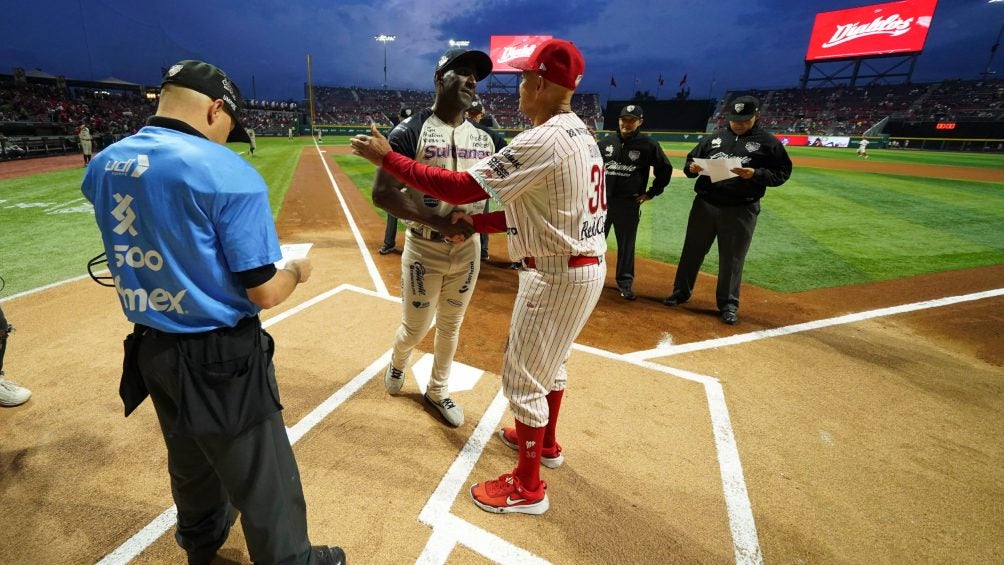 Roberto Kelly y Lorenzo Bundy en la Serie del Rey