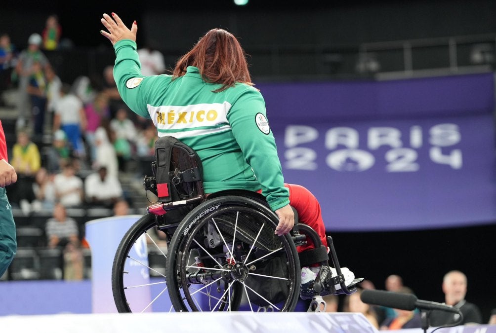 Amalía Pérez en la atleta con más medallas paralímpicas en levantamiento de pesas